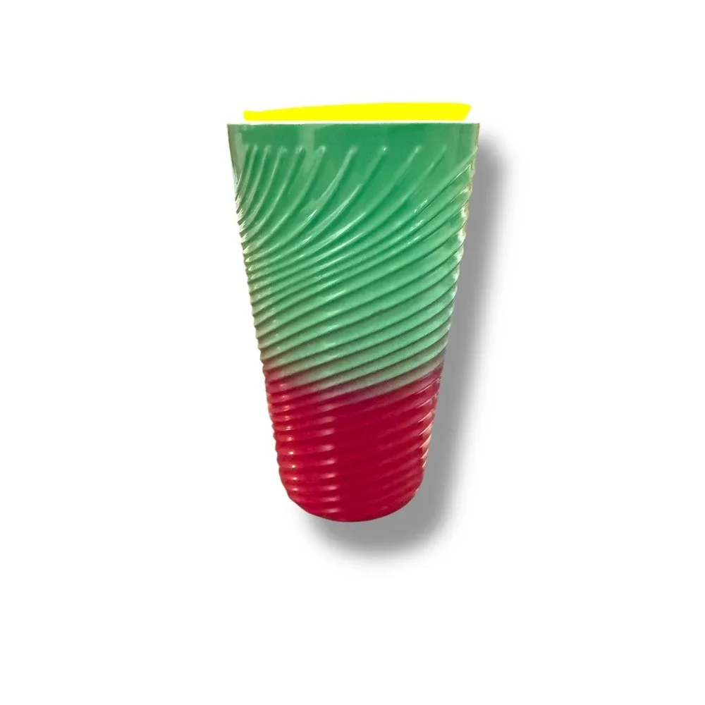 Starbucks capacity cup